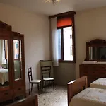 Casa Caburlotto * Venise