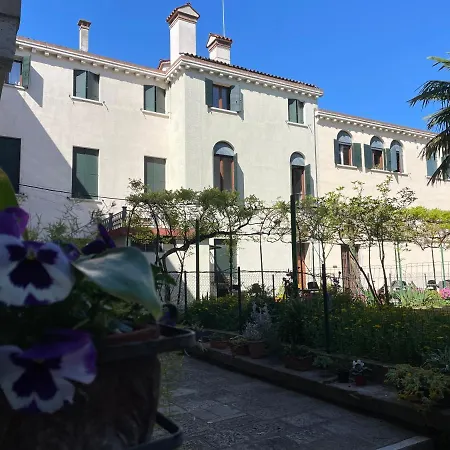 Casa Caburlotto *
