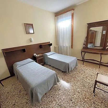 Casa Caburlotto * Венеция